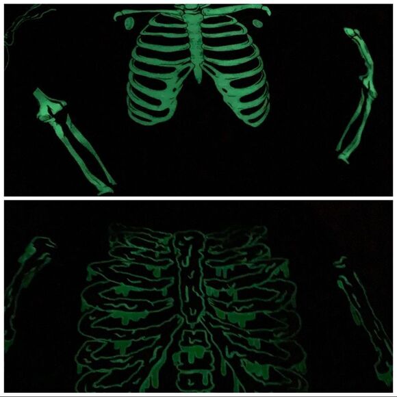 Set of 2 Halloween Glow In The Dark T Shirts - Picture 3 of 12